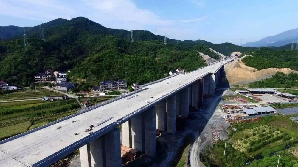 金建城际铁路最新动态，科技与速度融合重塑城际出行体验