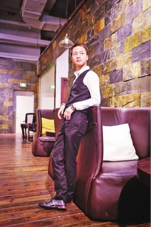 徐世东，时代之光下的璀璨新星
